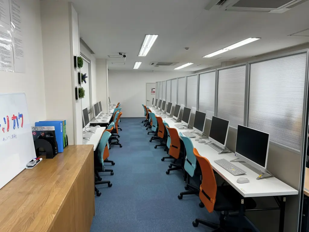https://www.minnanosyougai.com/facility/item/48097/kyarikaku4/